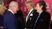 Rod Stewart insulte Donald Trump devant le roi Charles III
