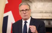 Royaume-Uni : deux secrétaires d'État quittent le gouvernement Starmer