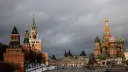Russie: 556 drones abattus en une nuit, au moins 3 morts près de Moscou