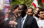 Saint-Denis : le maire LFI garde le portrait de Macron décroché