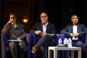 Saint-Raphaël : Arnaud Ernst conseille commerçants et élus pour revitaliser le centre-ville