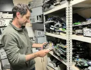 À Sainte-Foy-la-Grande, un atelier pour réparer les ordinateurs