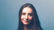 Salomé Saqué dénonce le traitement binaire des jeunes dans les médias