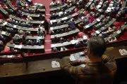 Sénat adopte à nouveau l'accord sur l'assurance chômage malgré les critiques
