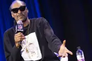Snoop Dogg lance ses glaces en France, fabriquées en Franche-Comté