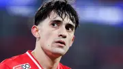Spartak Moscou gagne la Coupe de Russie, le trophée se brise
