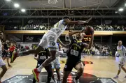 Stade Rochelais Basket privé de son capitaine Gaëtan Clerc pour le play-in A