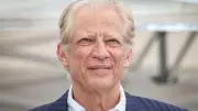 Statuettes : De Villepin reconnaît une erreur et accuse l'entourage de Sarkozy