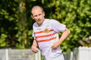 Thibault Giresse prolonge au Pau FC pour une saison supplémentaire