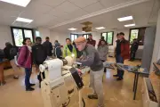 Tourneurs sur bois du monde entier à Aiguines pour les Petites journées