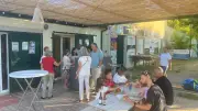 Tournoi de tennis à Sommières : ambiance conviviale et soirées à thème
