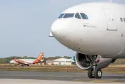 Trafic aérien régional : Bordeaux chute, La Rochelle résiste