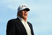 Transactions boursières de Trump : les démocrates crient à la corruption