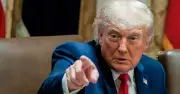 Trump hésite sur l'accord avec l'Iran : lignes rouges et détroit d'Ormuz