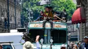 U2 tourne son nouveau clip dans les rues de Mexico