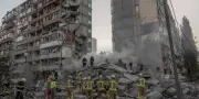 Ukraine : images de l'attaque nocturne russe massive sur Kiev