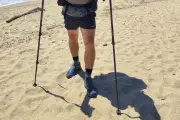 Un garde forestier du Parc de Port-Cros lance le défi fou de l'Hexatrek à pied