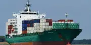Un porte-conteneurs de CMA CGM touché par des tirs dans le détroit d'Ormuz