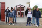 Une boîte à livres intergénérationnelle installée à Larressore