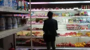 Une fillette de 11 ans fait échouer le braquage de la supérette de son père