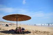 Vacances d'été : les Français hésitent et privilégient l'Hexagone