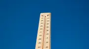 Vague de chaleur : records battus, experts qualifient ce jeudi d'OVNI météorologique