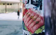 Viande et fossiles : Amsterdam bannit la pub, la France divisée