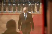 Vladimir Poutine : la vie sous cloche d'un dirigeant isolé