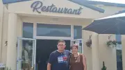 William et Zakia redonnent vie au restaurant Le Saint-Brice à Saint-Brès