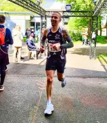 Xabi Martinez réussit son premier 100 km et entre dans le top 15