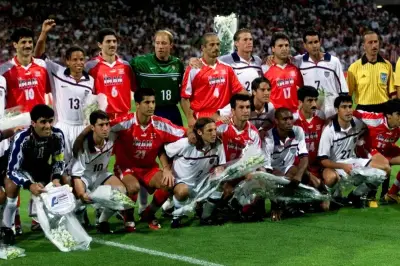 1998 : le geste de paix des footballeurs américains et iraniens