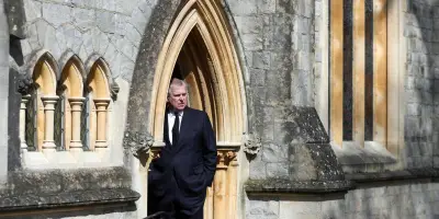 Andrew a sous-loué des cottages royaux sans payer de loyer