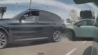 Antibes: un camion percute 22 voitures et fait 37 blessés, le chauffeur souriait