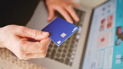 Arnaque au détournement de réservation : comment les cybercriminels volent vos coordonnées bancaires