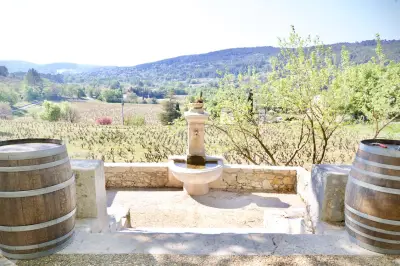 Art et Vin 2026 : 28e édition dans 50 domaines de Paca, art et œnotourisme