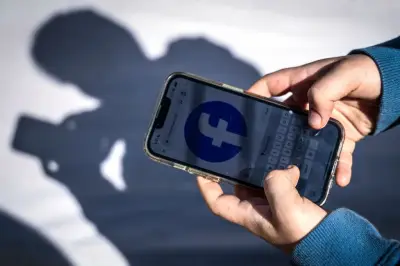 Australie : interdiction des réseaux sociaux aux ados, faible impact