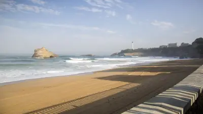 Biarritz : effondrement de falaise, deux plongeurs disparus