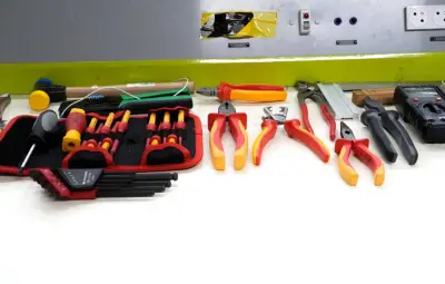 Bricolage : troisième année de baisse, mais optimisme prudent