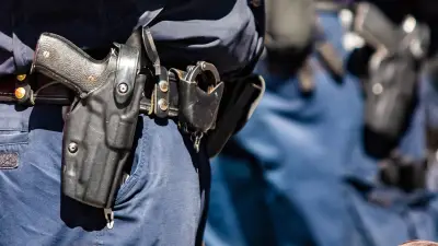 Californie : un policier blesse son collègue en jouant avec une arme chargée