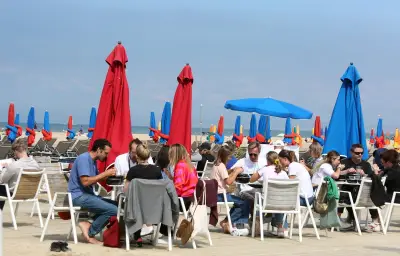 Canicule : les Français changent leurs plans de vacances d'été