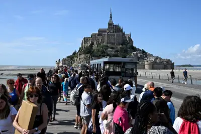 Canicule : les sites touristiques français contraints de s'adapter