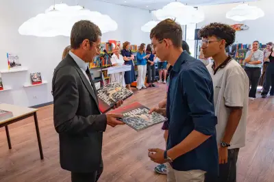 Cannes : 23 lycéens reçoivent un livre sur le Festival pour encourager la lecture
