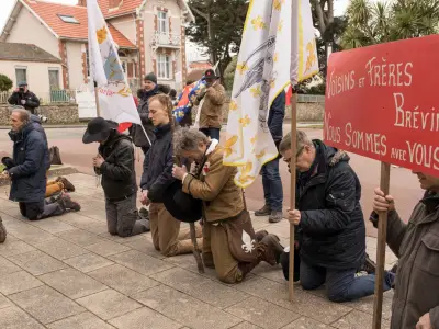 Civitas, groupuscule d'extrême droite interdit, continue d'agir en toute impunité