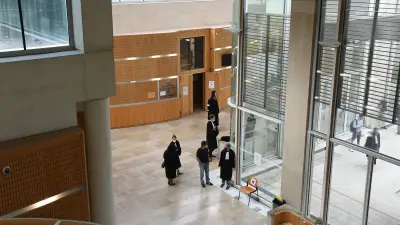 Colère et courage : un jeune sans-abri jugé pour violence à Castelnau-le-Lez