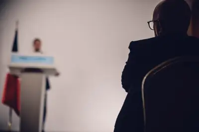 Comment le parti d'Eric Ciotti veut refiler son programme ultralibéral au RN