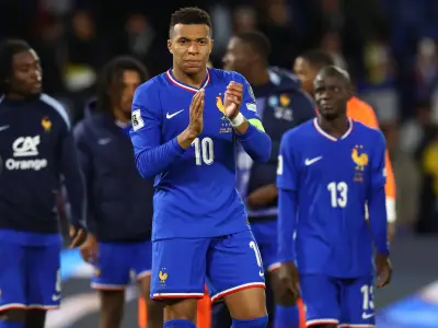 Coupe du monde : pourquoi l'équipe de France est visée par des attaques racistes