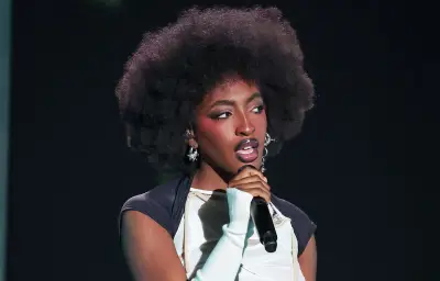 Ebony : de la Star Academy à la scène, un premier album en quête de liberté