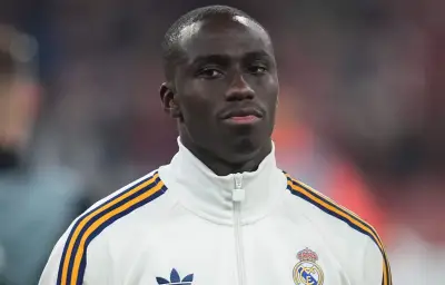 Ferland Mendy jugé en Espagne après l'attaque de ses chiens