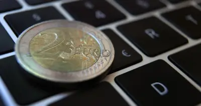 Feu vert du Parlement européen pour l'euro numérique, possible en 2029