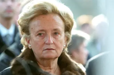 François Hollande salue Bernadette Chirac, une femme « obstinée, volontaire et indépendante »